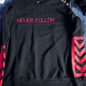 Forever 21 Crewneck Size M